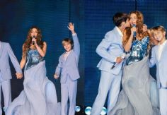 Milan y Sasha suben al escenario junto a Shakira; emociona a miles de fans en Buenos Aires