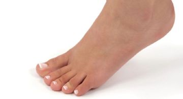 Pies saludables y bonitos; la rutina diaria que no puede faltar en tu cuidado personal