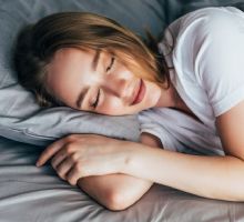 Alimentos que ayudan a quemar grasa incluso mientras duermes