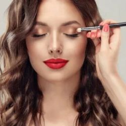 Maquillaje minimalista; la tendencia que resalta tu belleza sin excesos