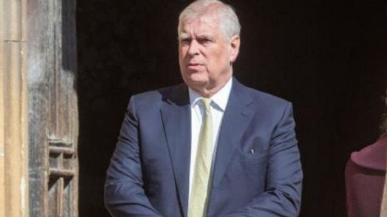 Así será la vida del ex príncipe Andrés tras perder sus títulos reales