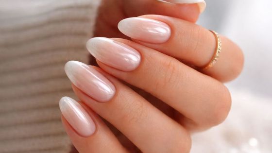 Glazed Donut French: la manicura elegante que está dominando el invierno