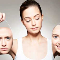 Sentirse mal también está bien: el lado oscuro de la positividad tóxica