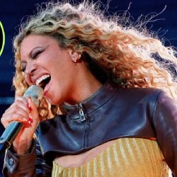 MOMENTO EXACTO donde Beyoncé sufre susto en concierto de Texas: falla técnica casi provoca caída