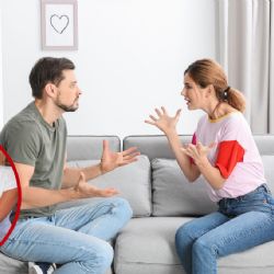 ¿Qué es el gaslighting? El abuso psicológico que te hace dudar de tu propia realidad