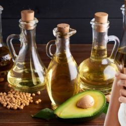 ¿Cabello débil o sin vida? Estos aceites naturales te pueden salvar