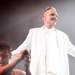 Miguel Bosé confiesa que es el autor de la canción más viral de ‘Mentiras’ | VIDEO