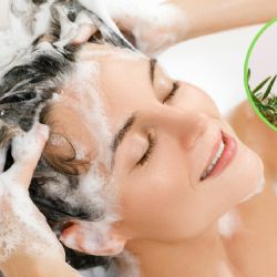 ¿Cabello más fuerte y largo? Prueba el remedio viral con tan solo tres ingredientes caseros