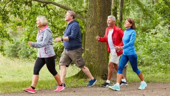 Esto es lo que pasa en tu cuerpo cuando caminas solo 30 minutos al día
