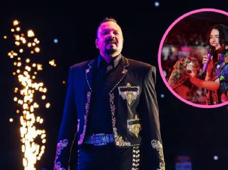 Pepe y Ángela Aguilar desatan críticas por mensaje a migrantes en el Hollywood Bowl | VIDEO