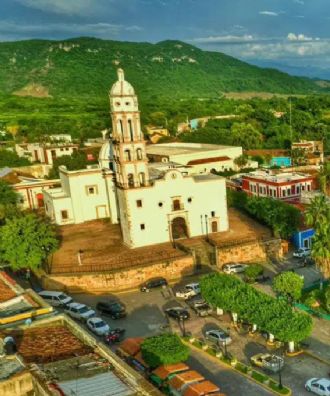 Amanecer de río, portales frescos y leyendas de plata: rutas hacia la Sierra Madre sinaloense