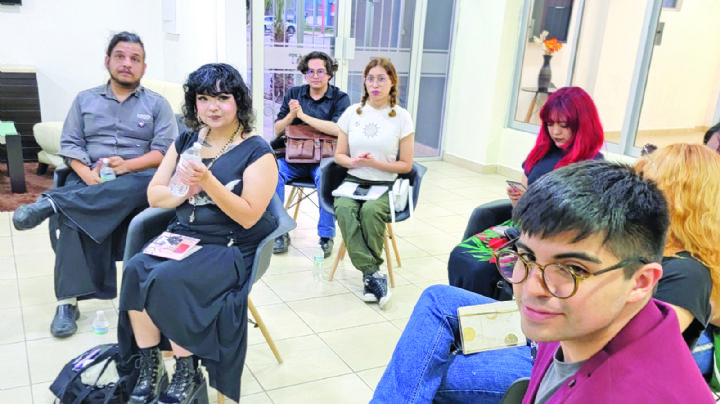 Dan voz a poemas con sensibilidad en el Espacio Cultural UAT