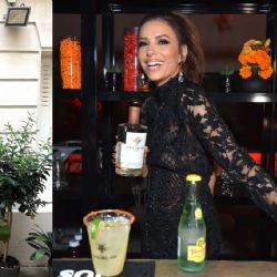 ¡Escándalo! Demandan por suma millonaria a la marca de tequila de Eva Longoria