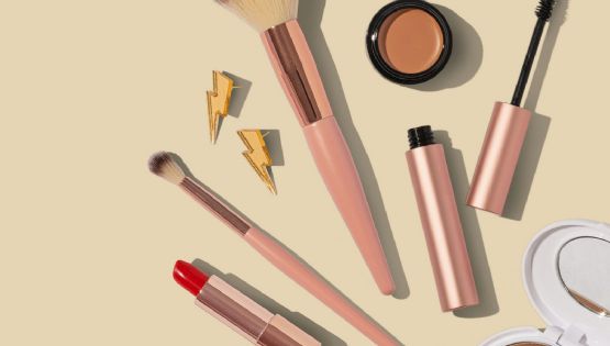 Técnicas básicas de maquillaje que nunca pasan de moda; logra un look profesional