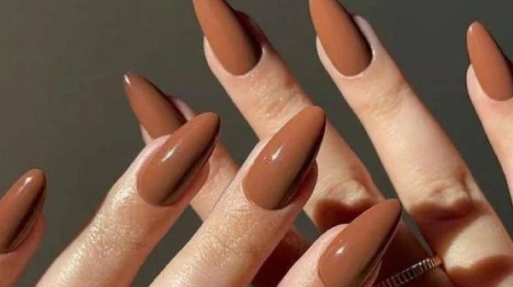 Colores de uñas para otoño; tendencias que siempre favorecen tu estilo